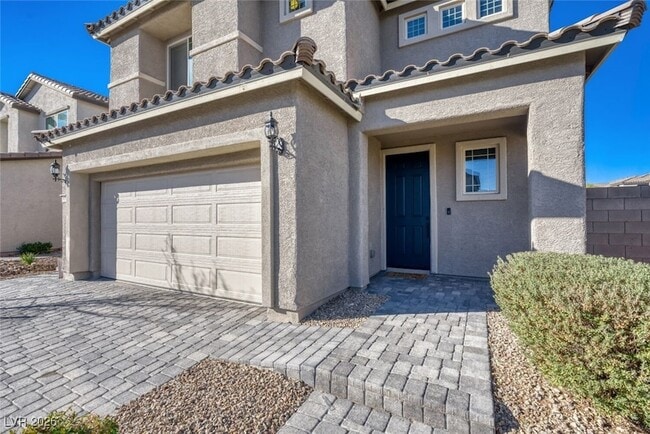 Building Photo - 9061 Field Maple St