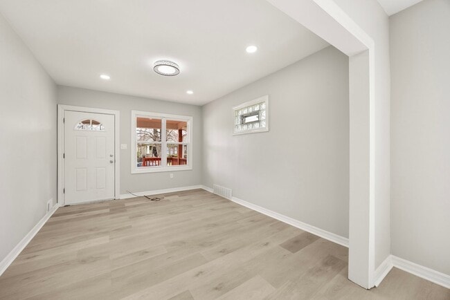 Photo - 12106 S Emerald Ave