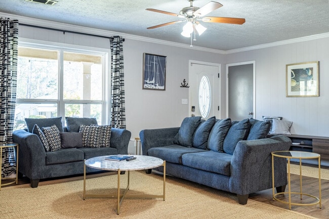 Photo - 4375 Park St Unit ID1234807P