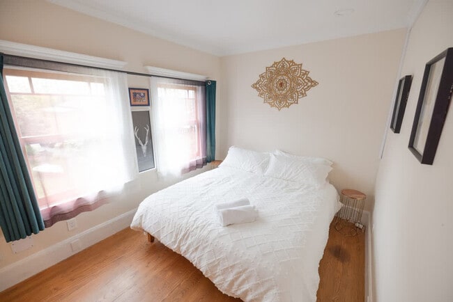 Photo - 3148 College Ave Unit ID1309735P