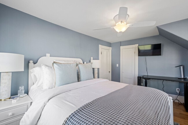 Photo - 126 Broadway-SI FL3-ID1589248P Unit SI FL3-ID1589248P