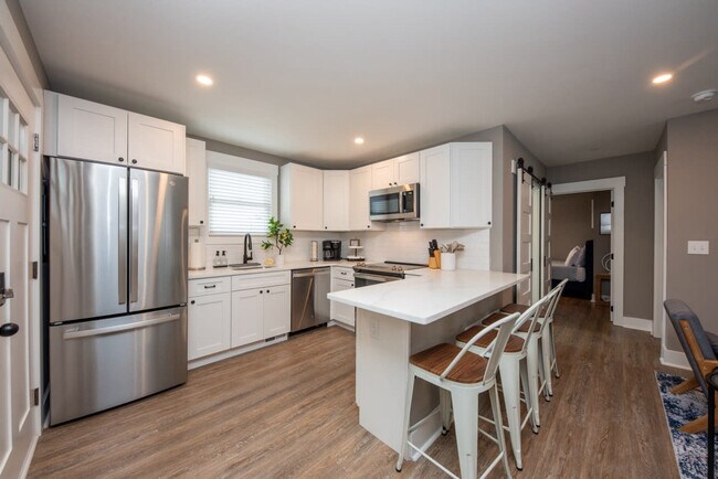 Photo - 1140 Simpson Ave Unit ID1309005P