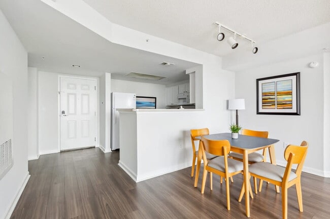 Photo - 901 N Pollard St Unit ID1024677P