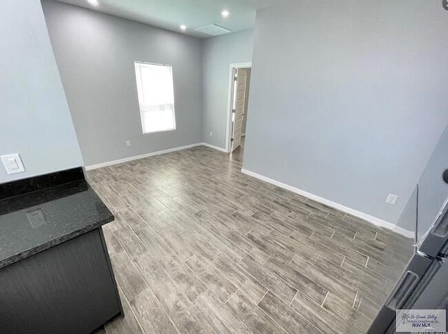 Photo - 1303 Quitaca Dr