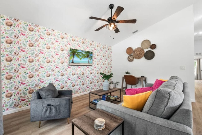 Photo - 4577 Sixth Avenue-SI ID1578596P Unit SI ID1578596P