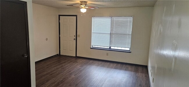 Photo - 635 Whitham Ave Unit 12