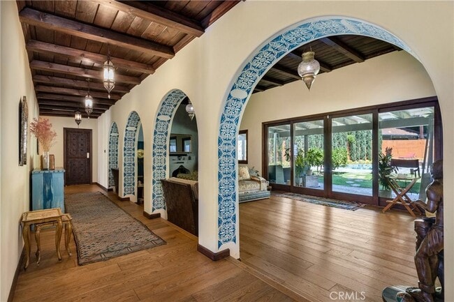 Photo - 3092 Laurel Canyon Blvd