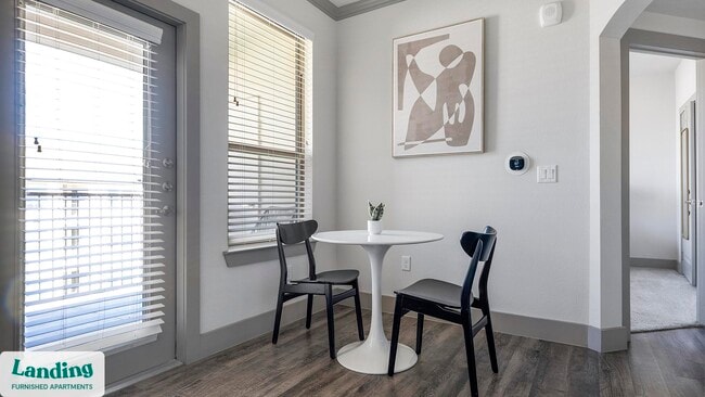 Photo - 12500 Shadowglen Trce Unit 10303