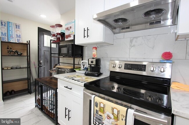 Photo - 38 Riggs Rd NE