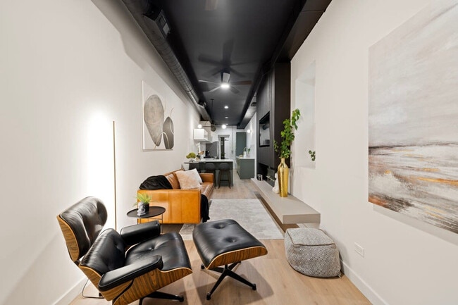 Photo - 2655 W Huron St Unit ID1244914P