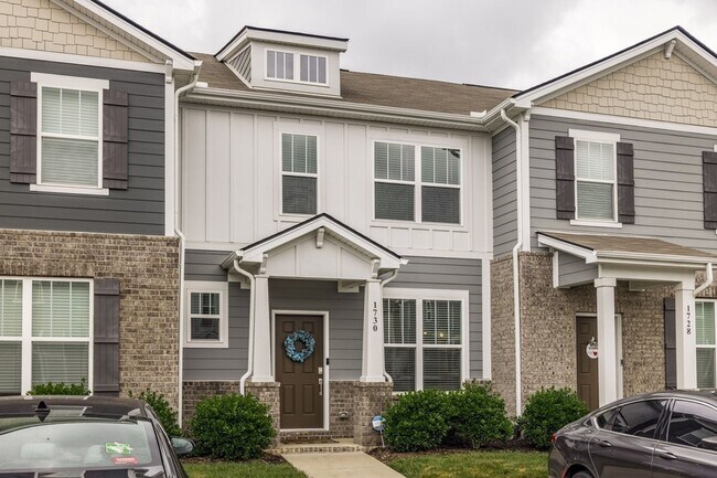 Photo - 1730 Frodo Wy