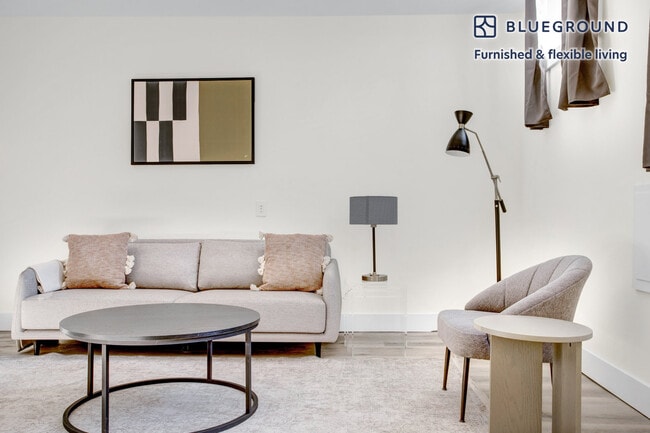 Photo - 1012 Pennsylvania Ave. SE Unit FL-1-ID405