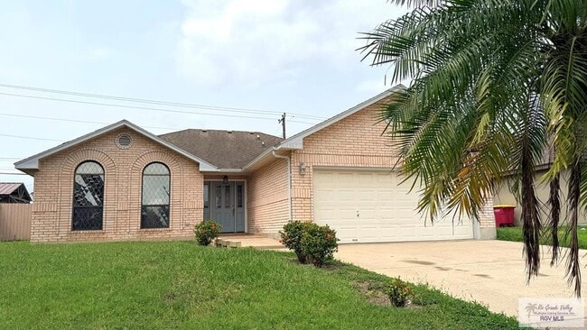Building Photo - 1587 Pinion Dr