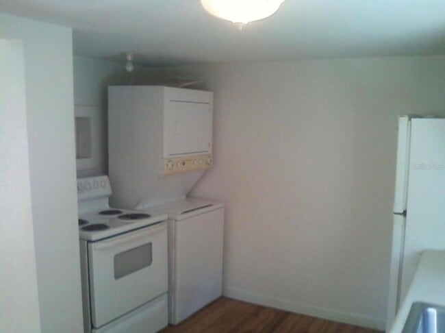 Photo - 7205 S Manhattan Ave