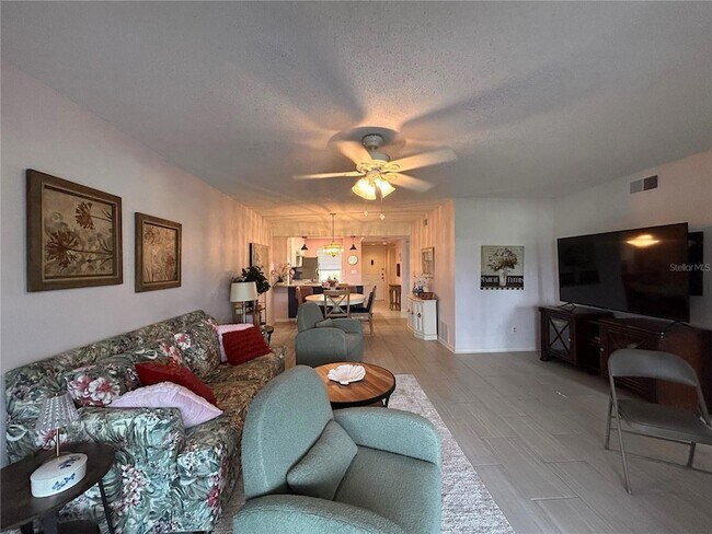 Photo - 433 Cerromar Ln Unit 331