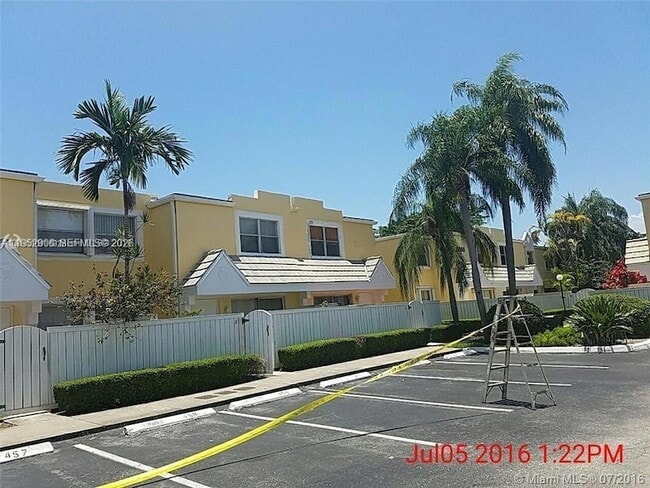 Photo - 6840 SW 45th Ln Unit 4