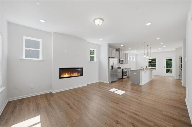 Photo - 1670 Eagle Dr