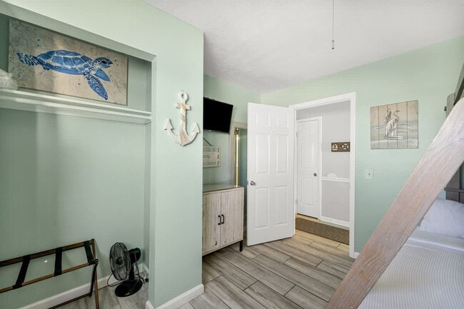 Photo - 8743 Thomas Dr Unit SI FL11-ID1354996P