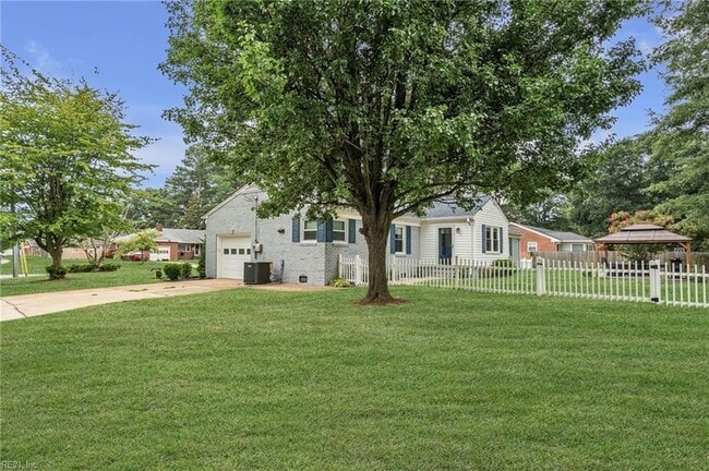 Photo - 5800 Barberry Ln