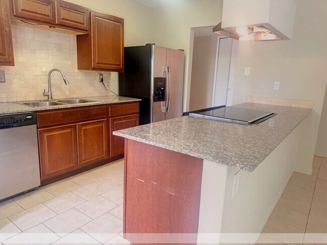 Photo - 5501 Adams Dr