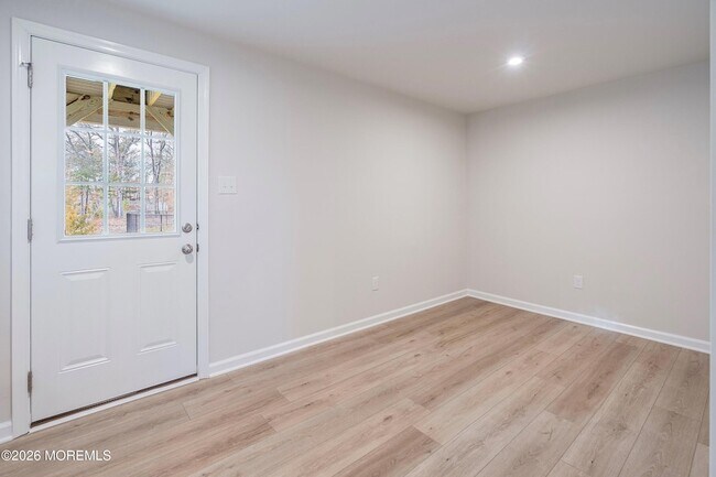 Photo - 602 Cyprus Ct