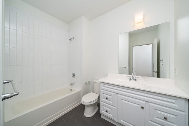 Photo - 163 Franklin Street