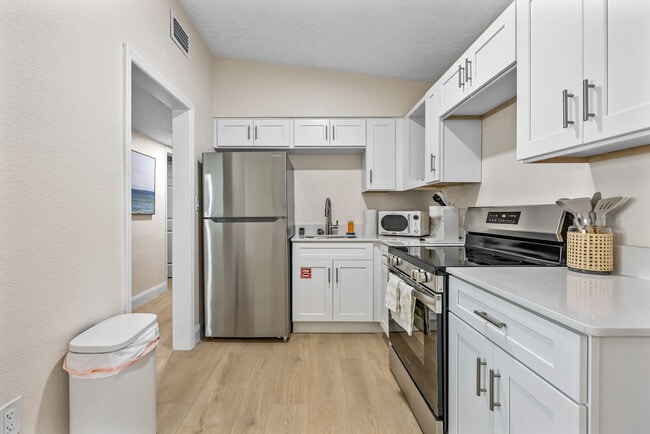 Photo - 637 S Orlando Ave Unit ID1245224P