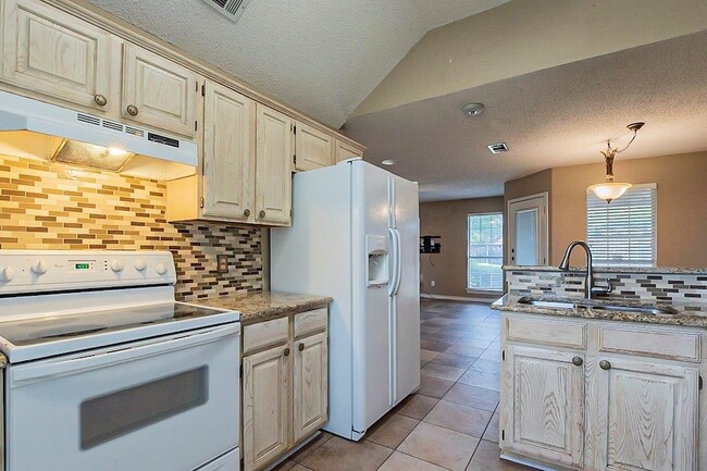 Photo - 4415 Haverhill Ln