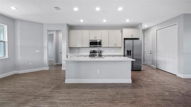 Photo - 577 Dowling Cir