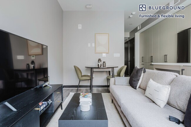 Photo - 1313 L St NW Unit SI FL3-ID938