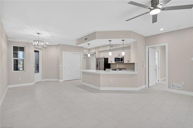 Photo - 286 Indies Dr E