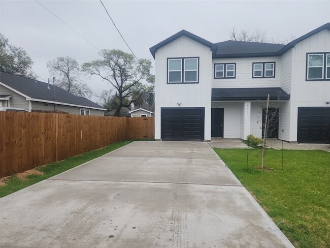 Photo - 6719 Roanoke St Unit A