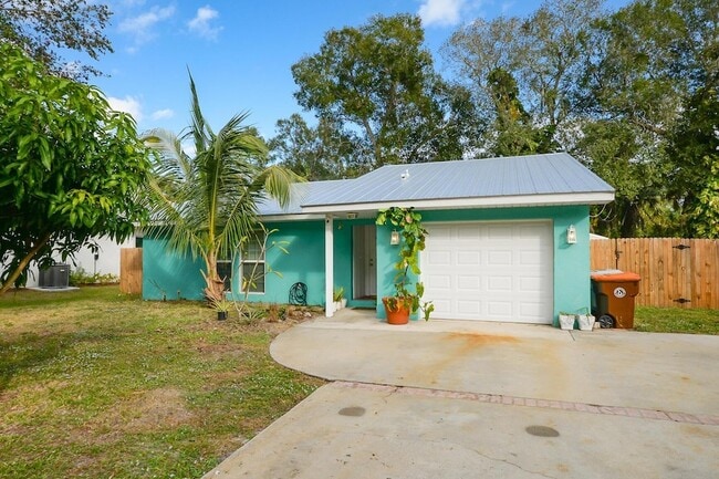 Photo - 2386 28th Ave SW