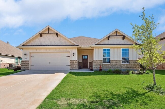 Building Photo - 808 Feather Edge Dr