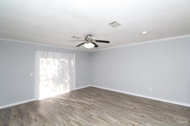 Photo - 1305 Foxborough Dr