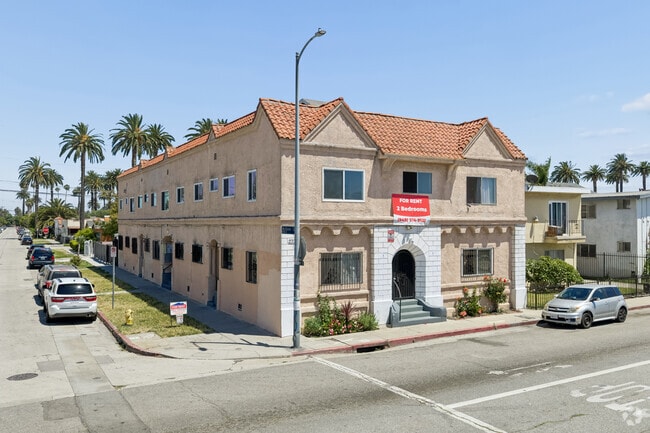 Building Photo - 2700 S Redondo Blvd