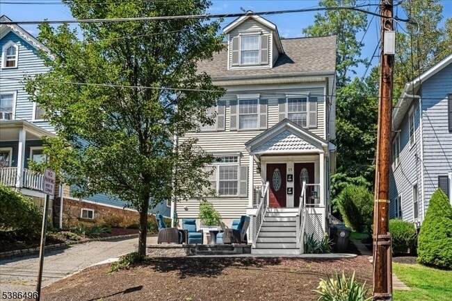 Photo - 15 Center Ave Unit 2