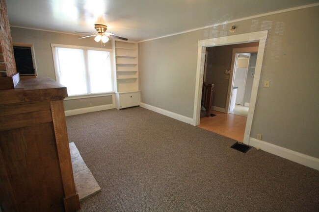 Photo - 242 E Northwood Ave