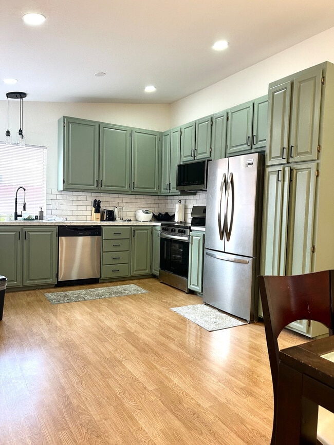 Photo - 2500 Kirkwood Dr Unit SI ID1465808P