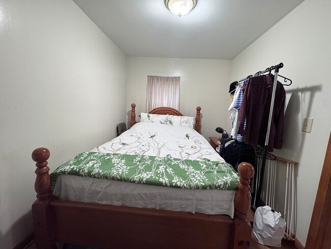 Photo - 260 Aspinwall Ave