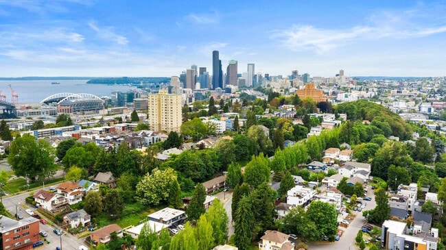 Photo - 1636 S McClellan St Unit ID1284577P