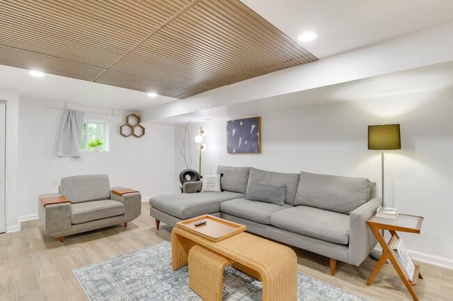 Building Photo - 4642 W Montana St Unit ID1306856P