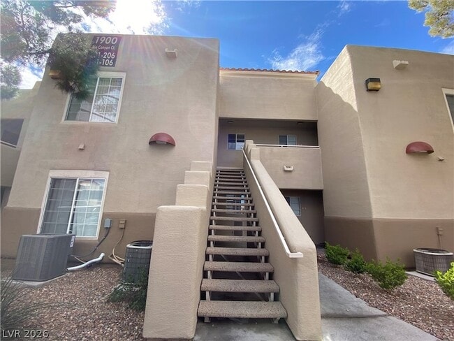 Building Photo - 1900 Rio Canyon Ct Unit 103