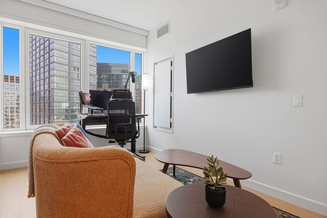 Photo - 16 Dupont St Unit SI FL22-ID1355919P