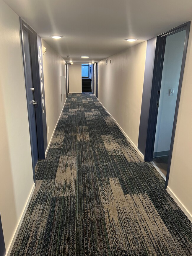 Studio A Hallways - 5th On Main