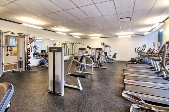 Photo - 260 E Broad St Unit SI FL8-ID1237044P