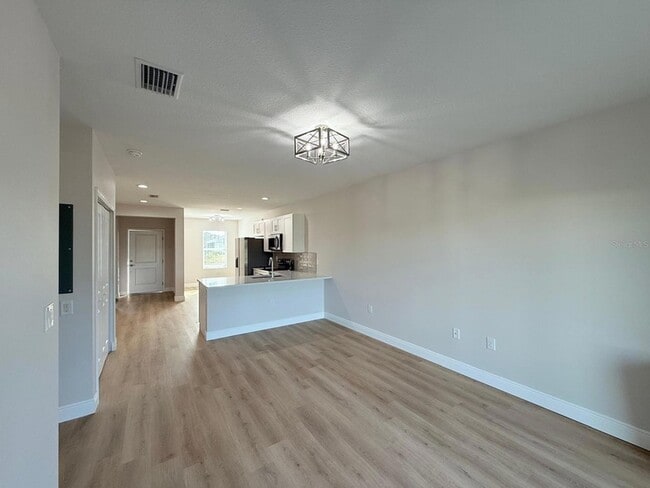 Photo - 10336 Pendleton Ave