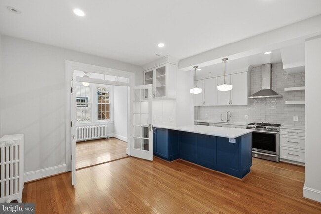 Photo - 3839 Beecher St NW
