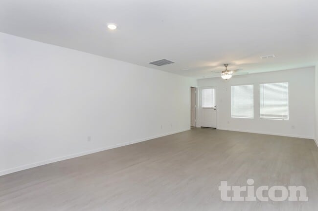 Photo - Tricon Rancho Canyon