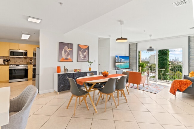 Photo - 2280 SW 32nd Ave Unit SI ID1056260P